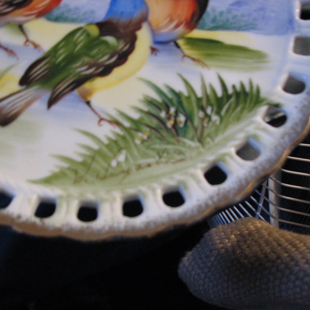 Plate - Picture 3 of 5